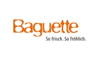 Ein Logo der Marke "Baguette" in orange mit dem Slogan "So frisch. So fröhlich." Es vermittelt ein fröhliches und einladendes Gefühl. | © Baguette Mittelberg Logo